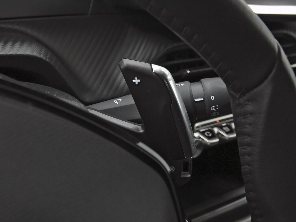 Peugeot 208 Allure HYBRID 100 eDCS6 17