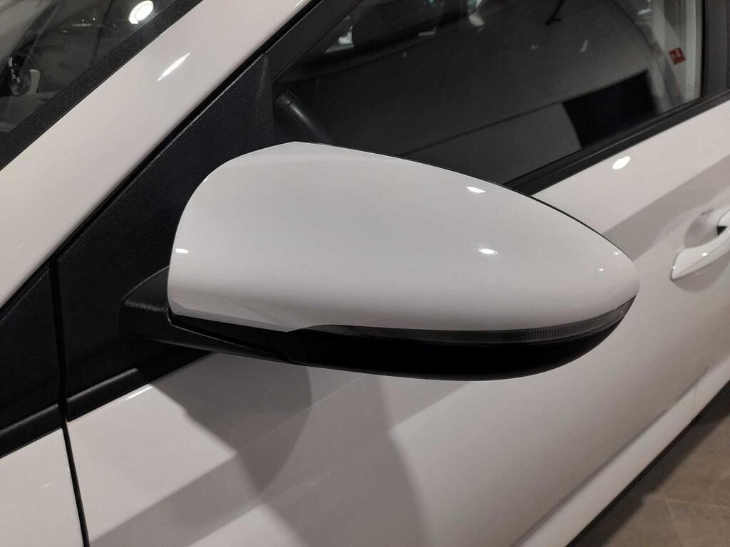 Hyundai Bayon 1.2 MPI Essence 27