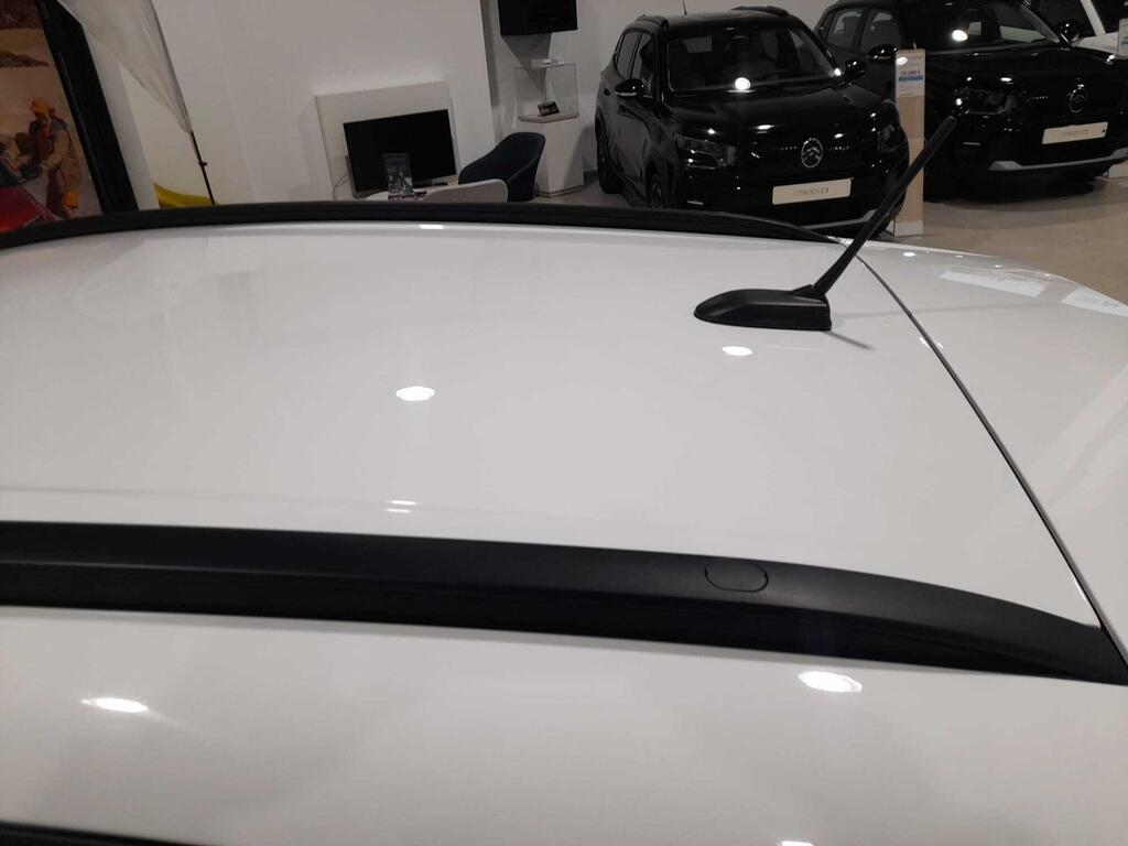 Hyundai Bayon 1.2 MPI Essence 26