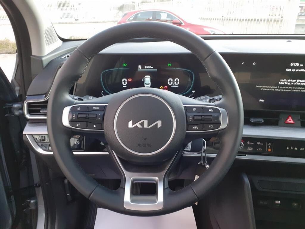 Kia Sportage 1.6 T-GDi MHEV 180CV Tech 4x4 DCT 13