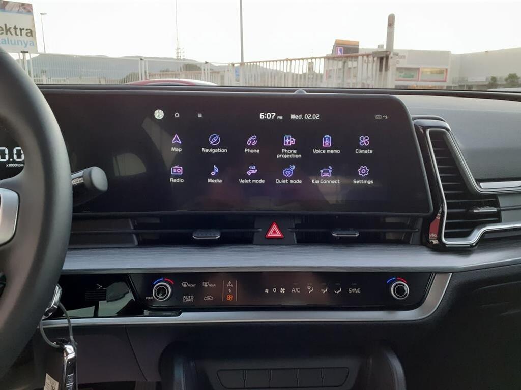 Kia Sportage 1.6 T-GDi MHEV 180CV Tech 4x4 DCT 18