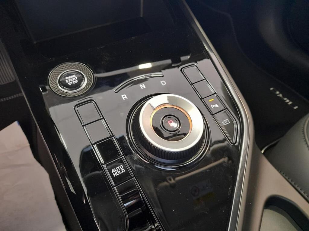 Kia Niro 1.6 GDi HEV 95kW (129CV) Drive 24