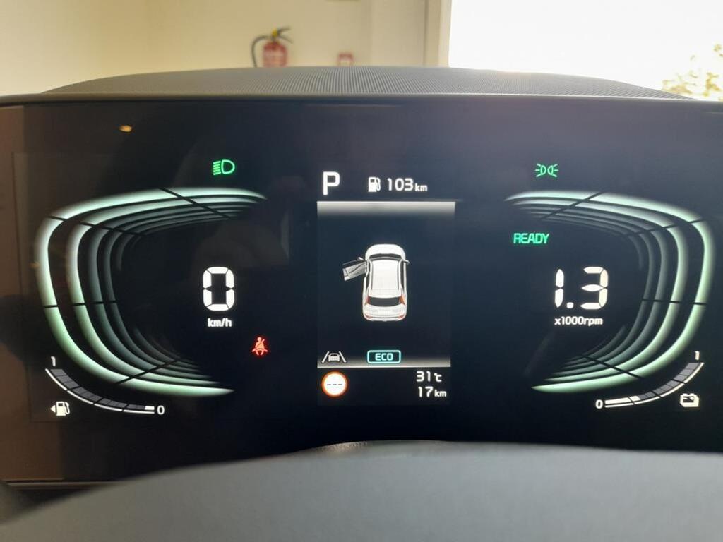 Kia Niro 1.6 GDi HEV 95kW (129CV) Drive 17