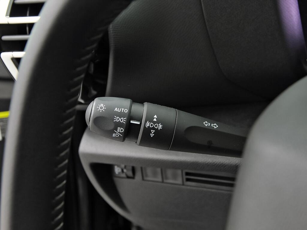 Citroën C4 PureTech 130 S&S 6v Plus 14