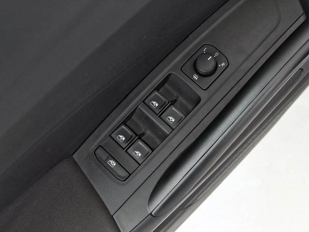 Skoda Fabia 1.0 TSI 70KW (95CV) Ambition 10