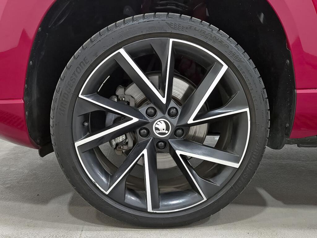 Skoda Karoq 1.5 TSI 110kW (150CV) DSG ACT Sportline 8