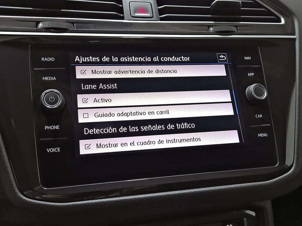 Volkswagen Tiguan Sport 2.0 TDI 140kW (190CV) 4Motion DSG 24