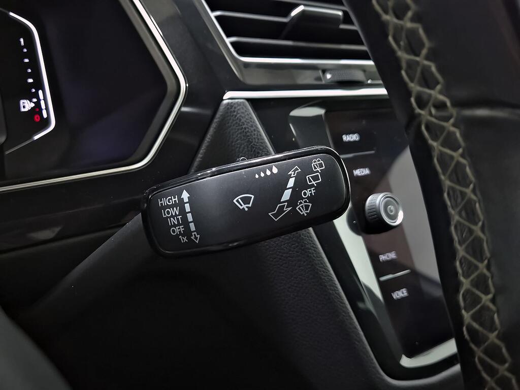 Volkswagen Tiguan Sport 2.0 TDI 140kW (190CV) 4Motion DSG 15