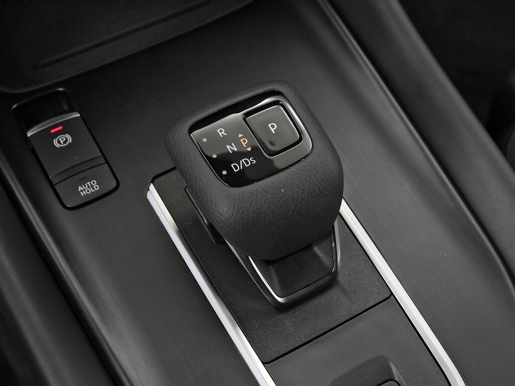 Nissan Qashqai DIG-T 116kW Xtronic N-Connecta 31