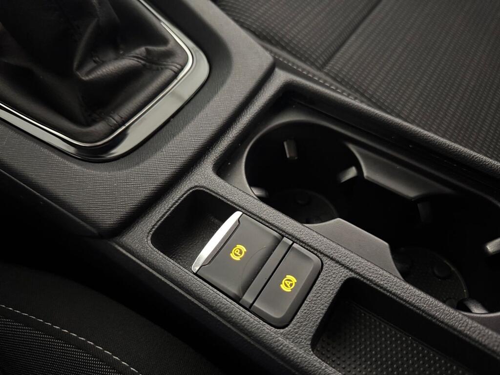 Skoda Octavia Combi 2.0 TDI 85kW Man Ambition Plus 19