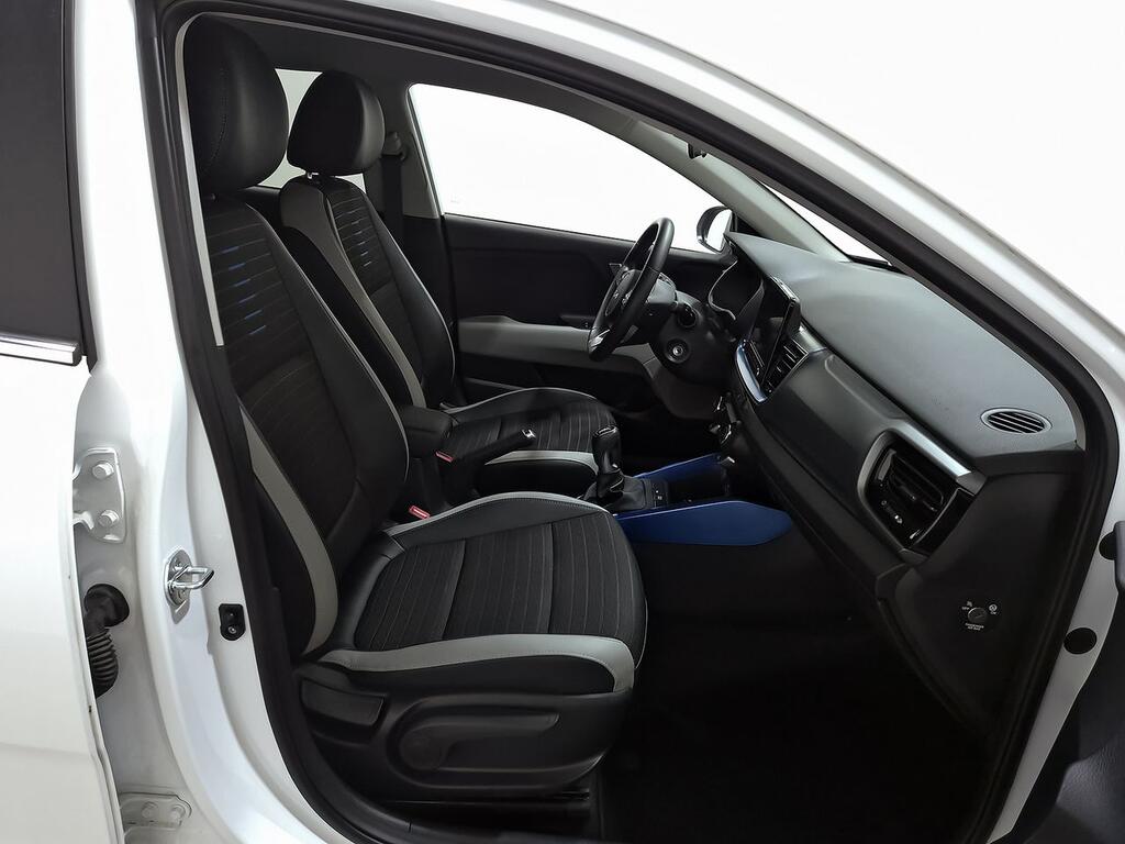 Kia Stonic 1.0 T-GDi 74kW MHEV MT Style Edition 7