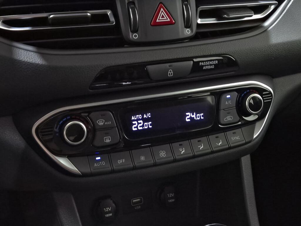 Hyundai i30 1.6 CRDI 85kW (116CV) Klass DCT 24