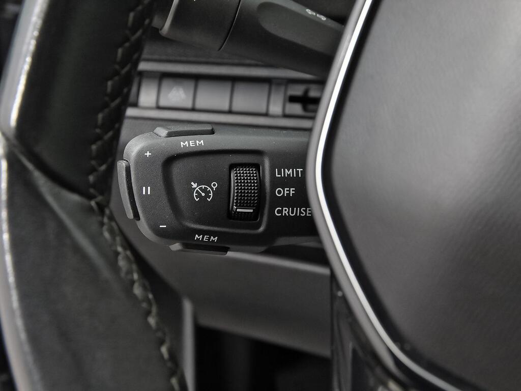 Peugeot 3008 1.5 BlueHDi 96kW (130CV) S&S Allure 17