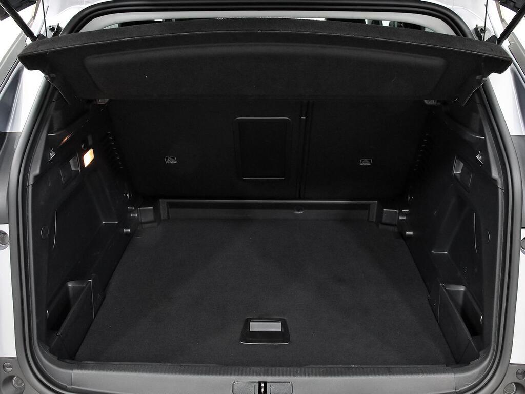 Peugeot 3008 1.5 BlueHDi 96kW (130CV) S&S Allure 10