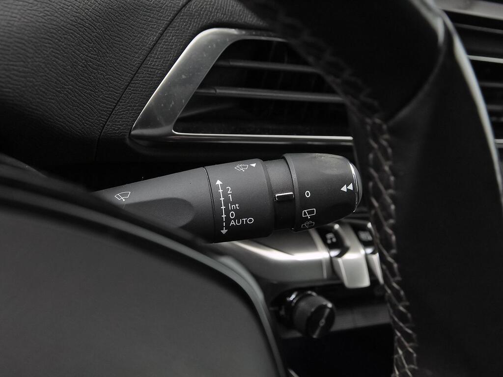 Peugeot 3008 1.5 BlueHDi 96kW (130CV) S&S Allure 18