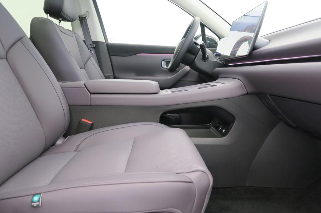 Leapmotor C10 C10 BEV 69.9kWh Design Auto 17