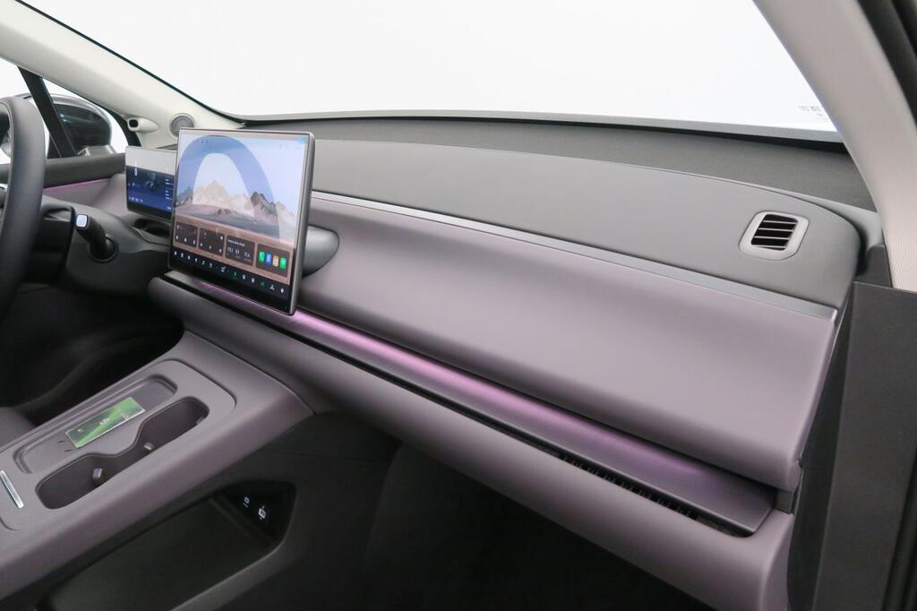 Leapmotor C10 C10 BEV 69.9kWh Design Auto 16