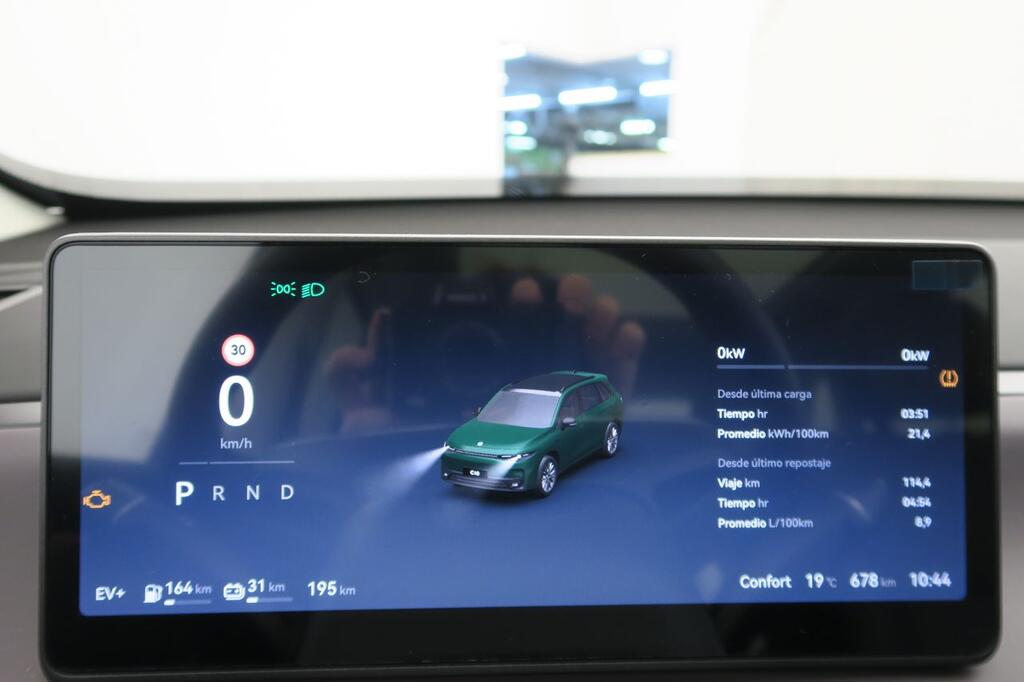 Leapmotor C10 C10 BEV 69.9kWh Design Auto 9