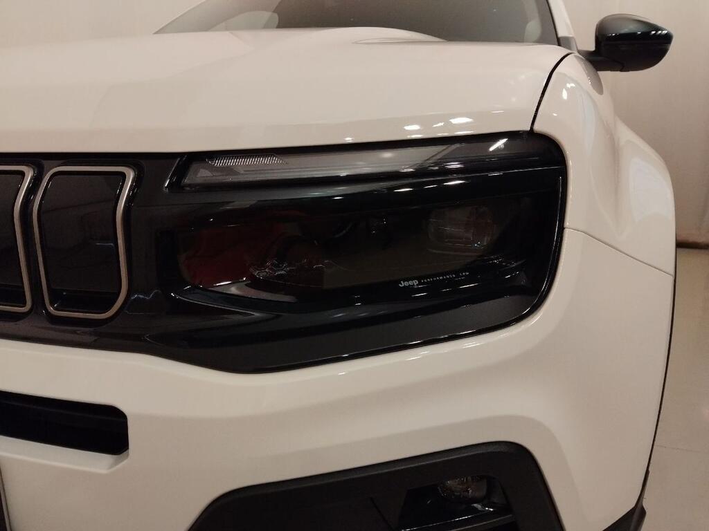 Jeep Avenger BEV 115kW (156CV) Summit 6