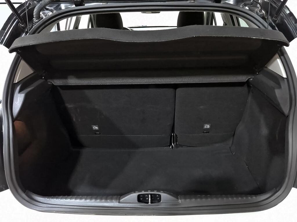 Citroën C3 PureTech 60KW (83CV) Shine 9