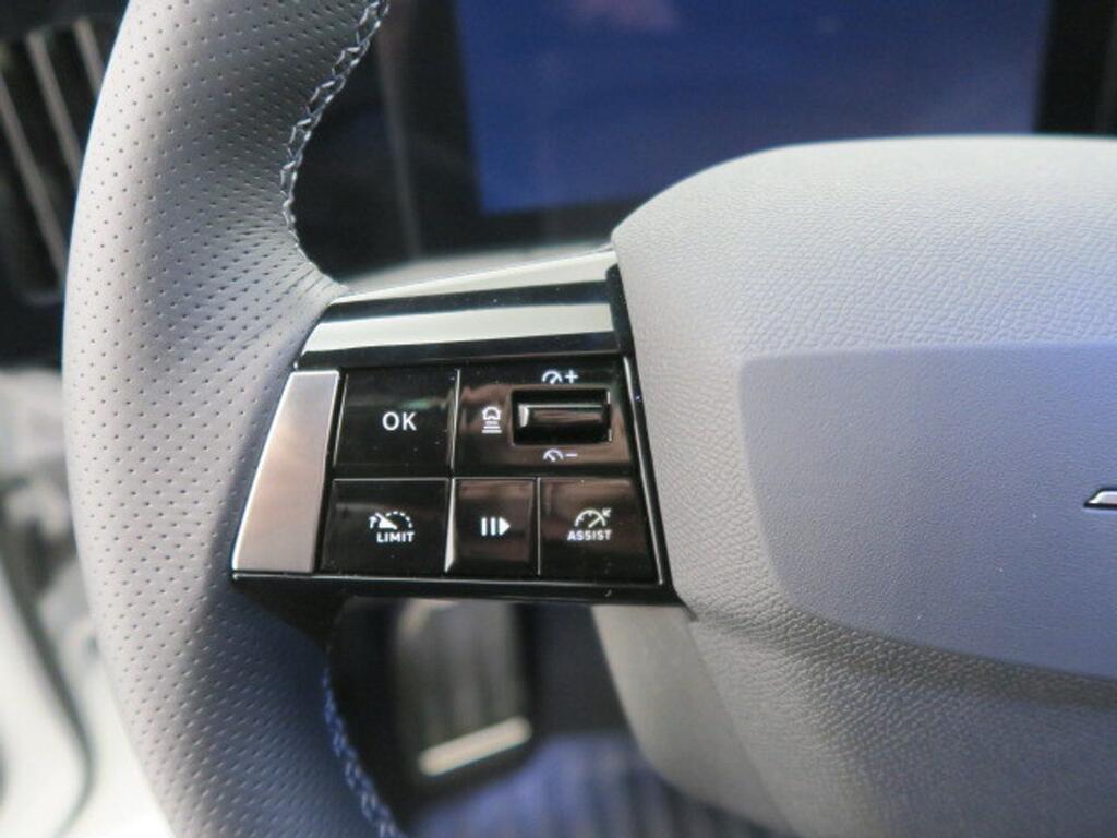 Opel Astra 54kWh GS Auto 10