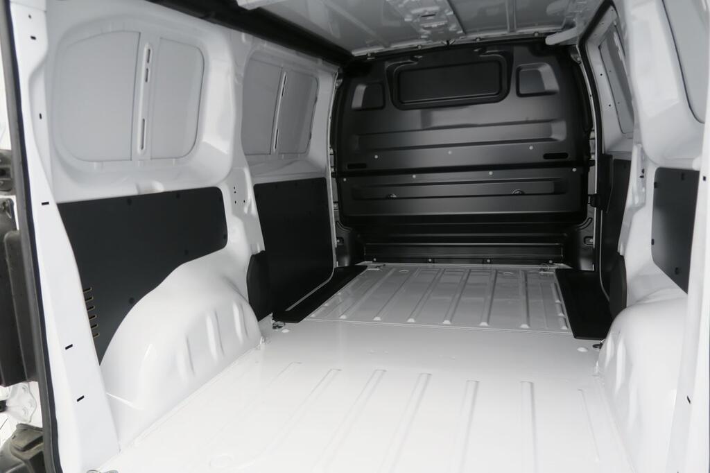 Peugeot Expert -E FG STANDARD BATERIA 50 KWH 136CV 4P 17