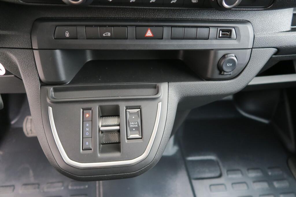 Peugeot Expert -E FG STANDARD BATERIA 50 KWH 136CV 4P 10