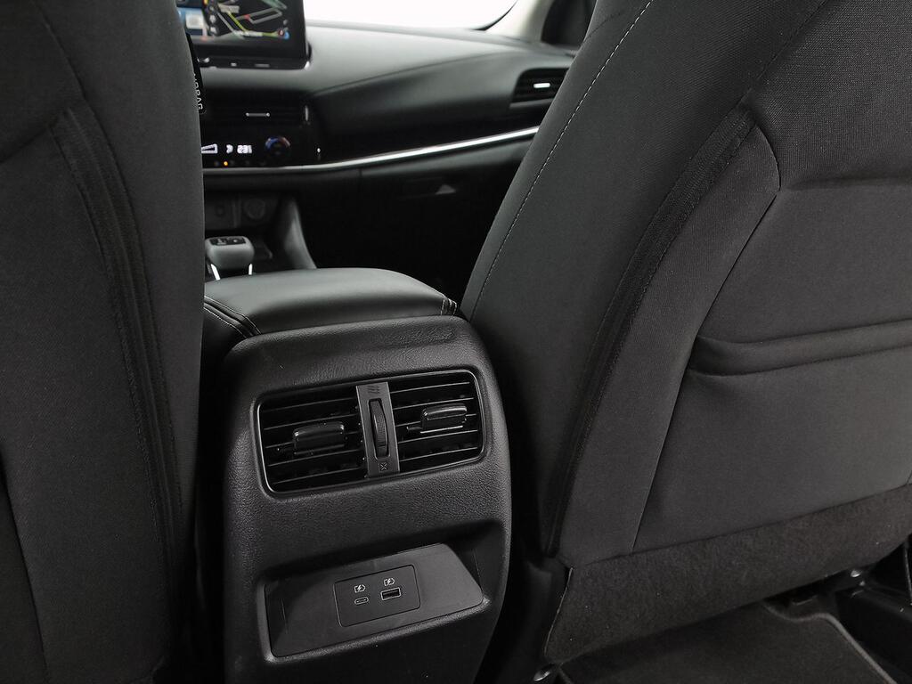 Nissan Qashqai DIG-T 116kW Xtronic N-Connecta 34