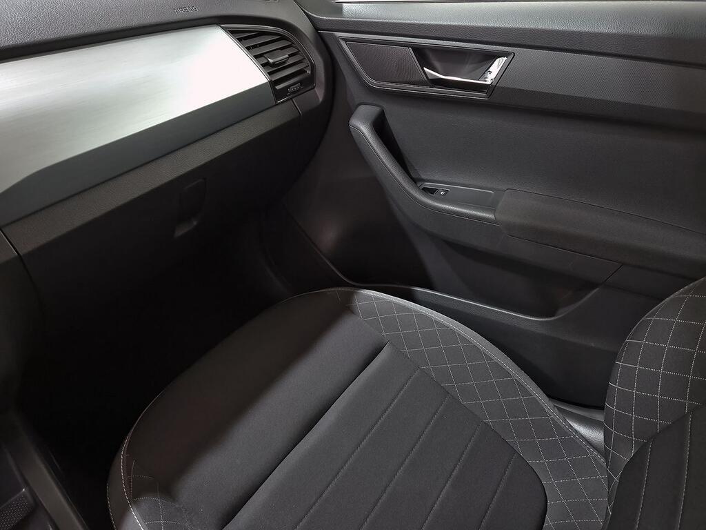 Skoda Fabia 1.0 TSI 70KW (95CV) Ambition 28