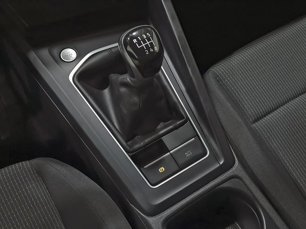 Volkswagen Golf 2.0 TDI 85kW (115CV) 26