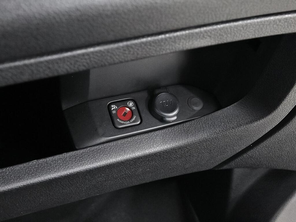 Peugeot Expert DOBLE CABINA1.5 BLUEHDI 120 STANDARD 4P 28