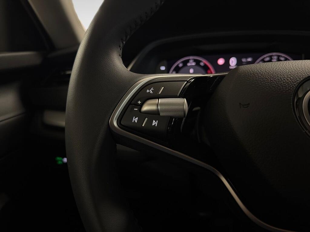 Skoda Octavia Combi 2.0 TDI 110kW(150CV) DSG Selection 9