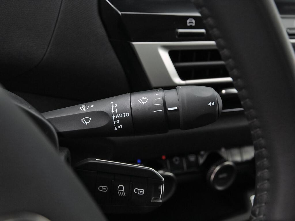 Citroën C4 Hybrid 136 e-DCS6 Plus 17