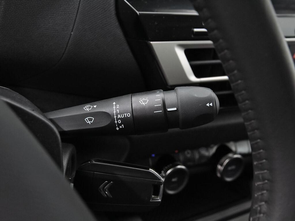 Citroën C4 PureTech 130 S&S 6v Plus 17