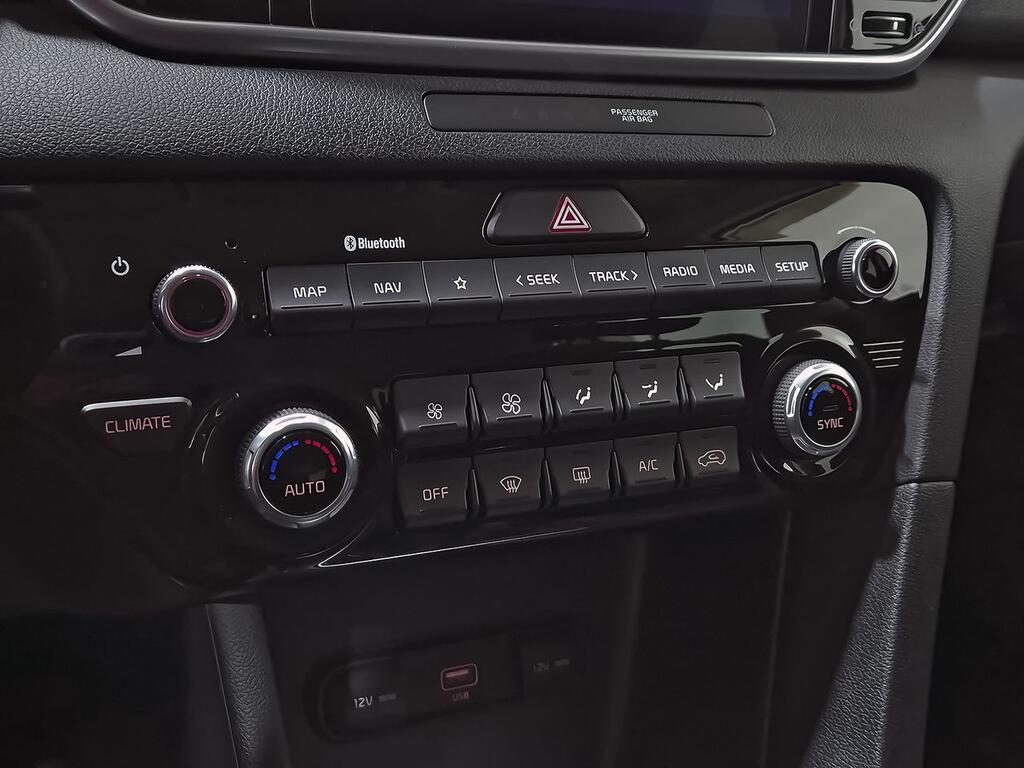 Kia Sportage 1.6 MHEV Black Edition 100kW (136CV) 4x2 27