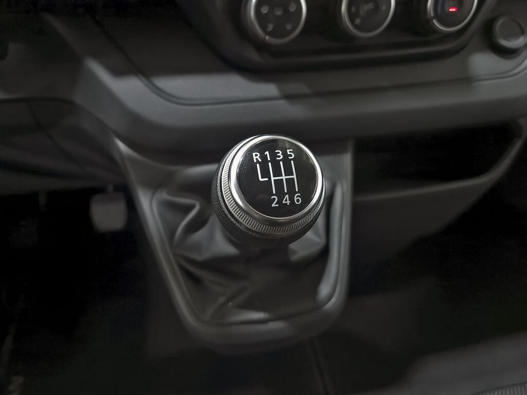 Nissan Primastar Combi 9 2.0dCi 81kW L2H1 1T Go 27