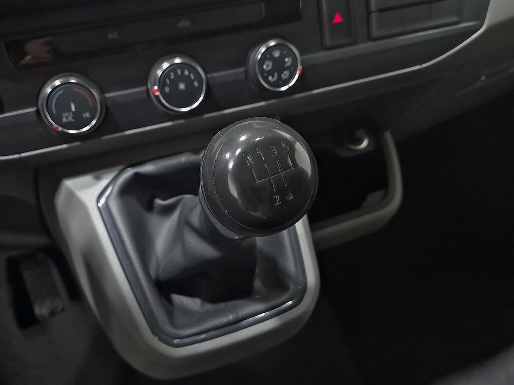 Volkswagen Transporter 2.0 TDI 110CV 2.8T SWB 4P 20