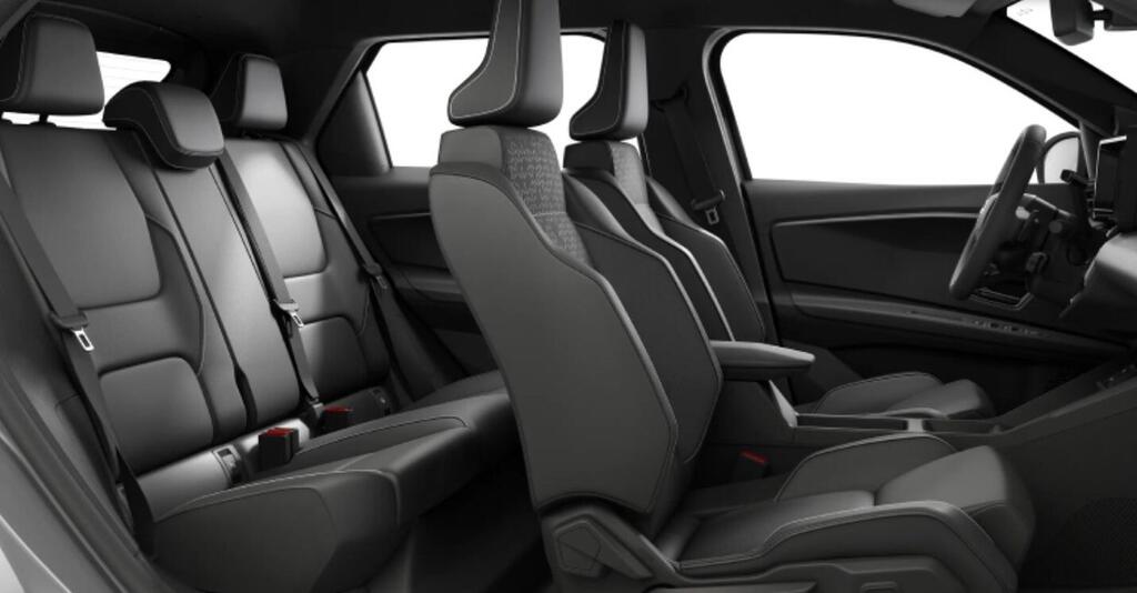 Nissan Micra Standard Range 4x2 N-Connecta 5