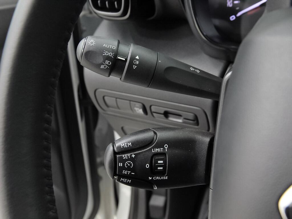 Citroën C3 Aircross PureTech 81kW (110CV) You! 16