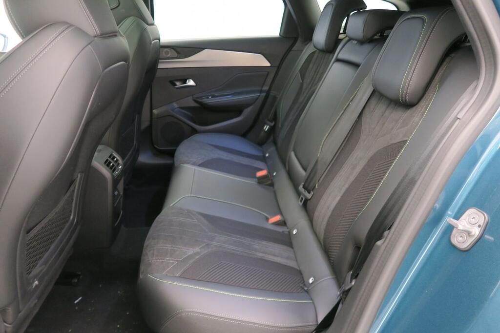 Peugeot 308 SW GT BlueHDi 130 S&S EAT8 18