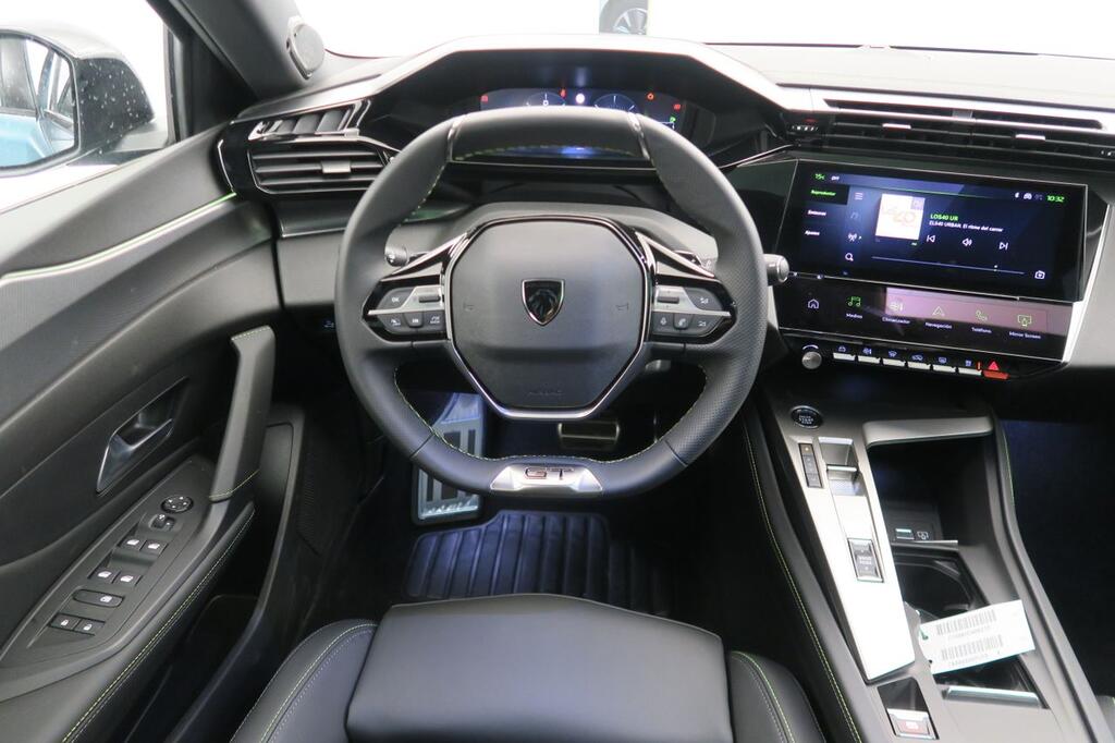 Peugeot 308 SW GT BlueHDi 130 S&S EAT8 13