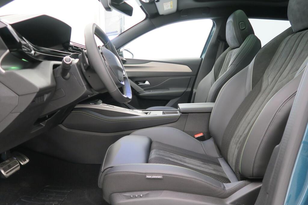 Peugeot 308 SW GT BlueHDi 130 S&S EAT8 17