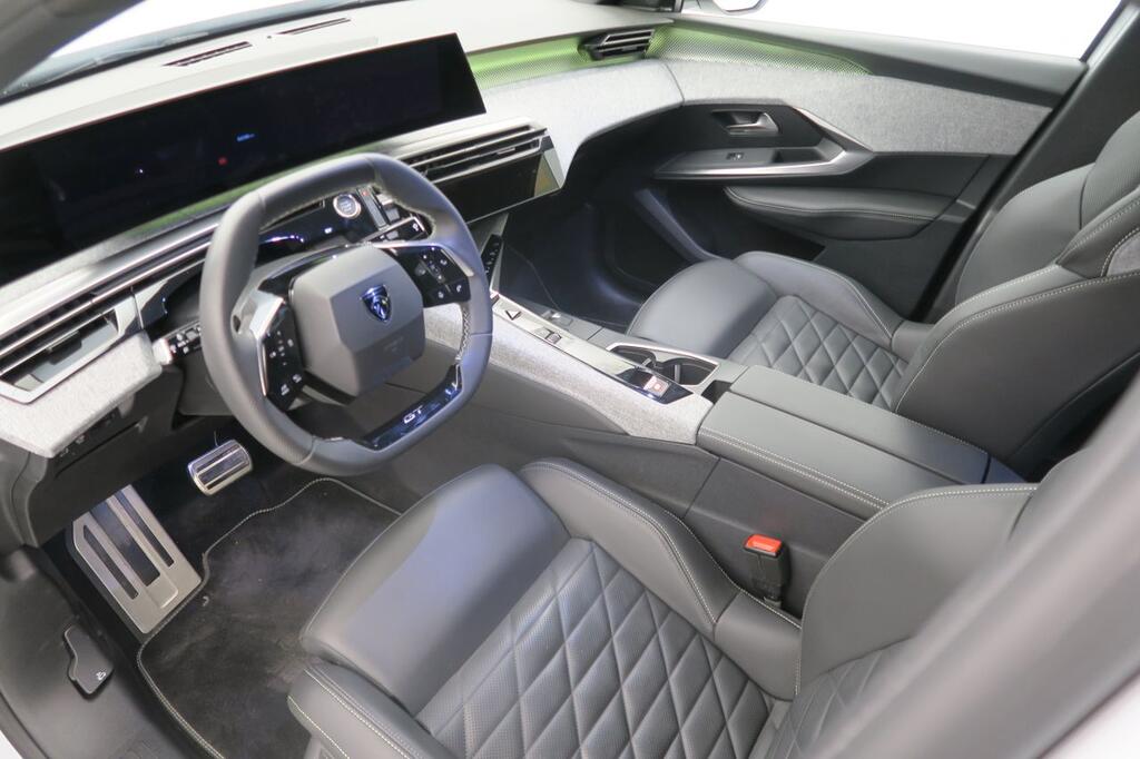 Peugeot 3008 GT Eléctrico 157kW 6