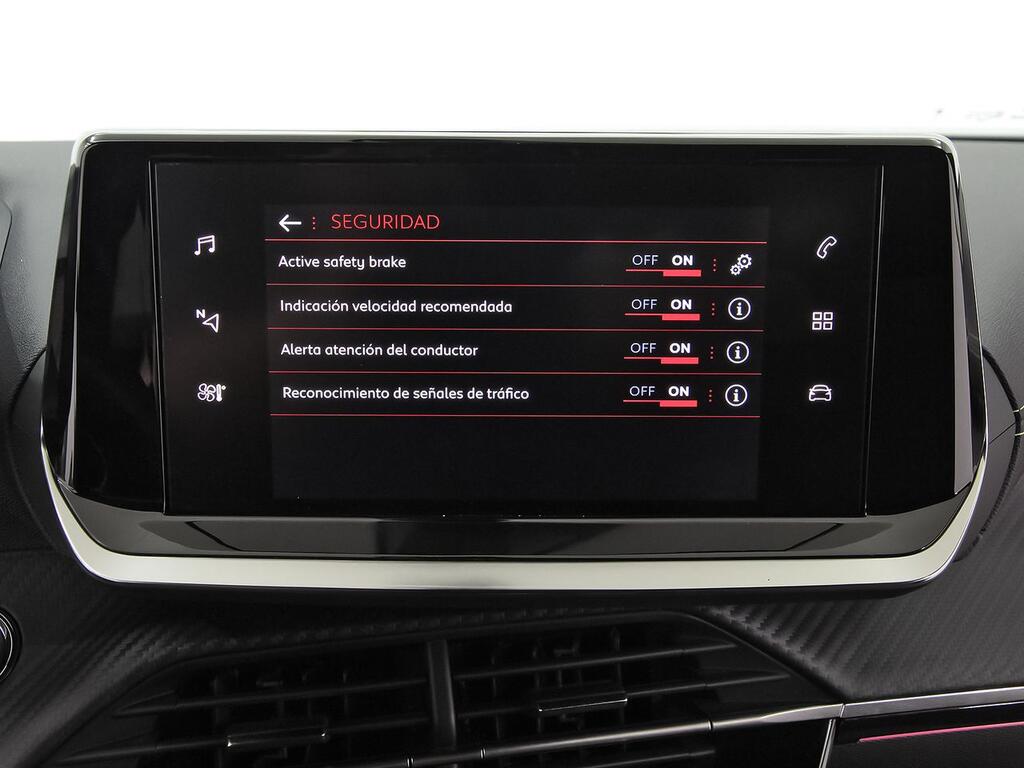 Peugeot 2008 GT Puretech 130 S&S 6 Vel. MAN 27