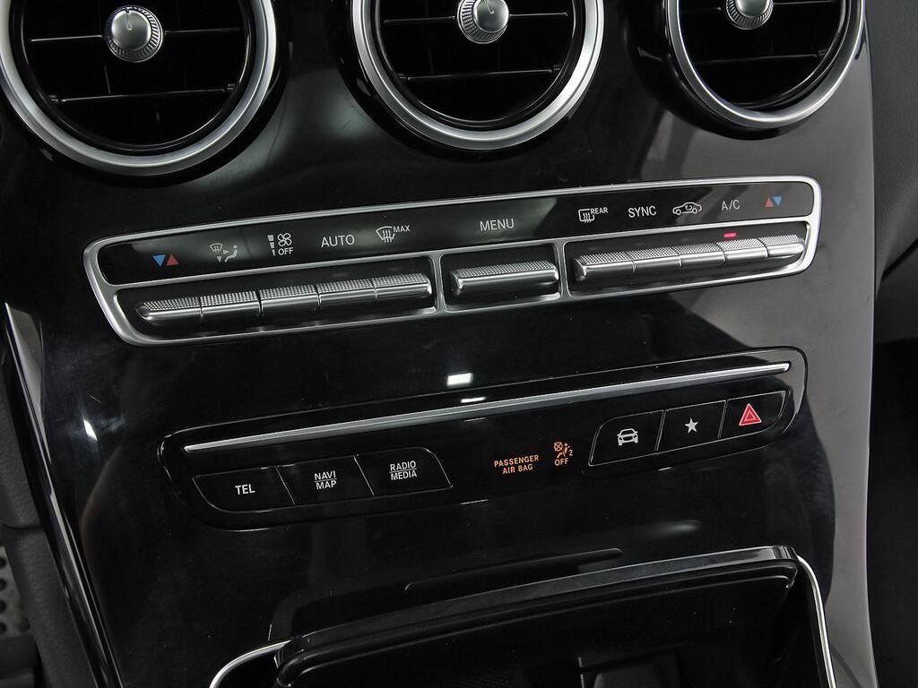 Mercedes GLC GLC 220 d 4MATIC 32