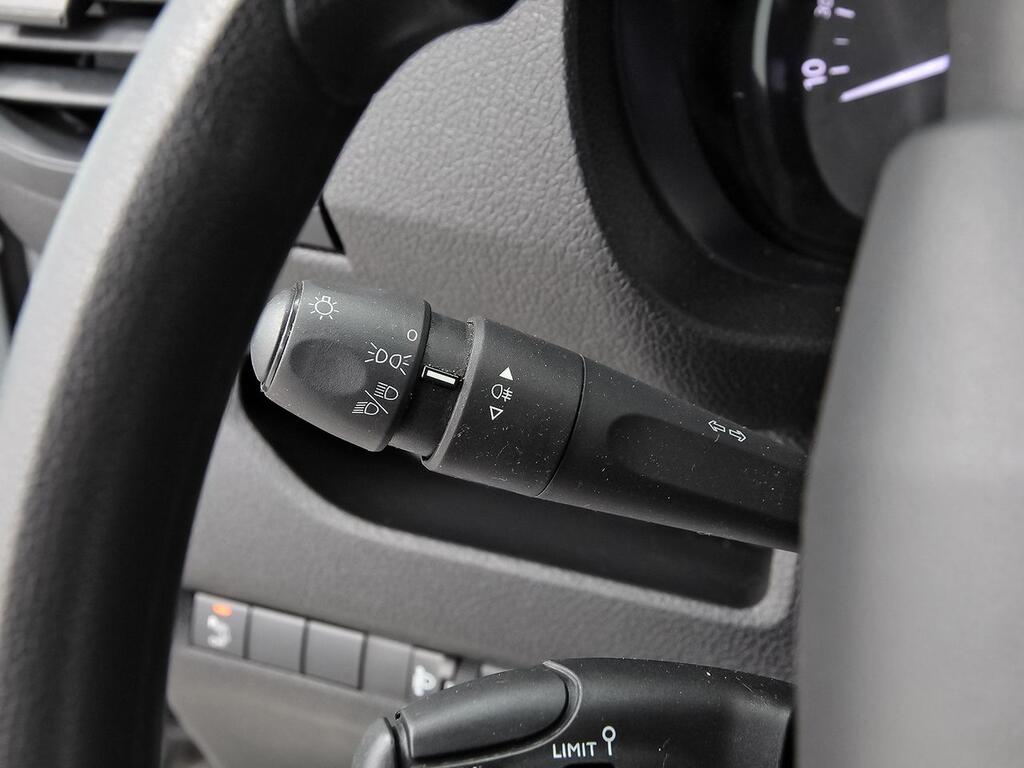 Peugeot Expert FG 1.5 BLUEHDI 100 S&S STANDARD 4P 17