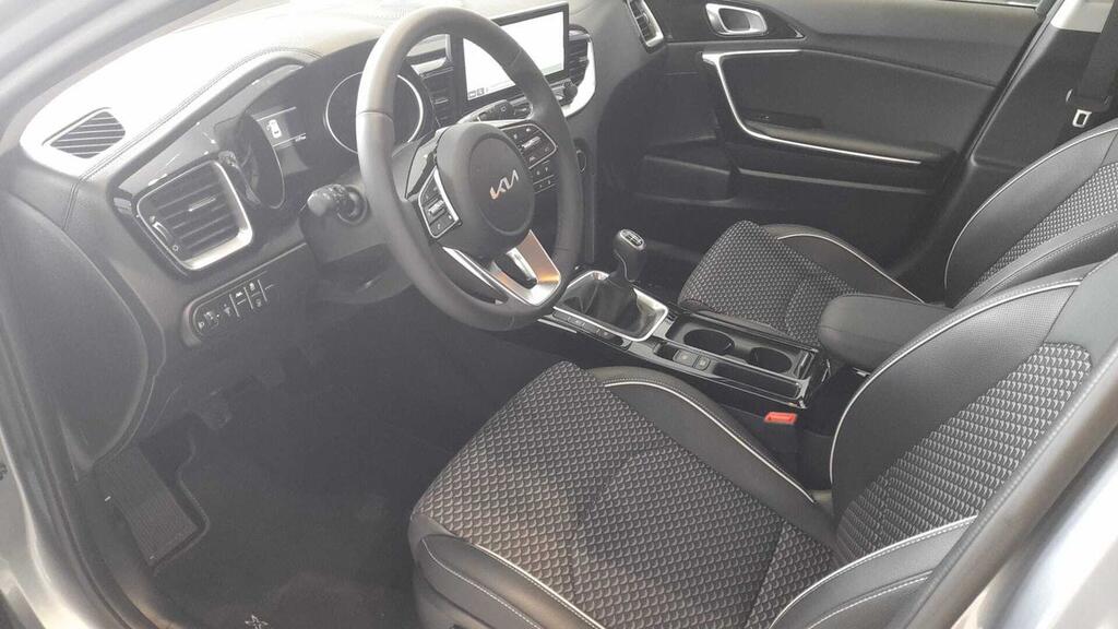Kia XCeed 1.0 T-GDi Tech 74kW (100CV) 9