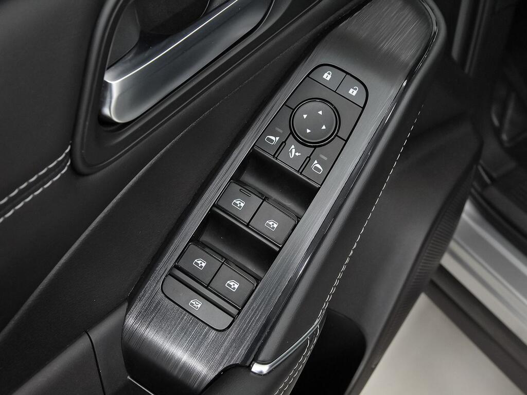 Nissan Qashqai DIG-T 116kW Xtronic N-Style 12