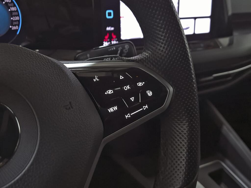 Volkswagen Golf R-Line 1.5 eTSI 110kW (150CV) DSG 18