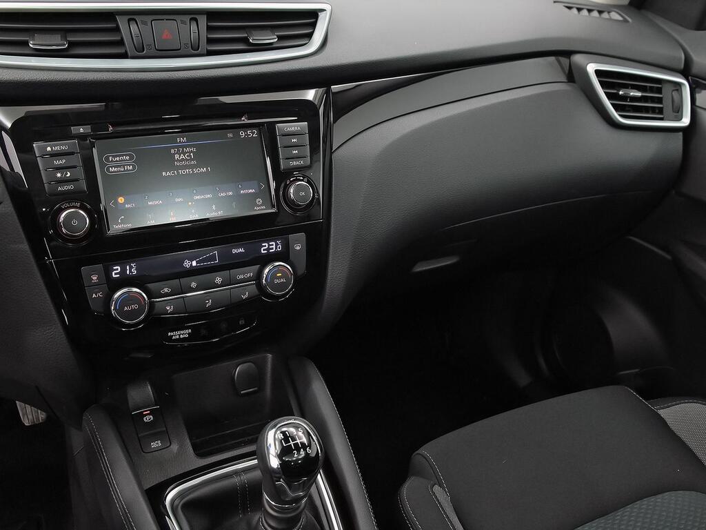 Nissan Qashqai DIG-T 103 kW (140 CV) E6D N-CONNECTA 10